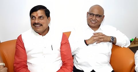 Madhya Pradesh CM Mohan Yadav (L) with upcoming state BJP President Hemant Khandelwal.