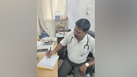 Doctors such as diabetes specialist Dr K. N. Prasannakumar, dentist Dr P. Lokesh, and physician Dr Mamata are among the many who have adopted this approach following his campaigns.