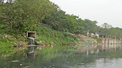 Drains directly connected to the Yamuna at Nigambodh Ghat