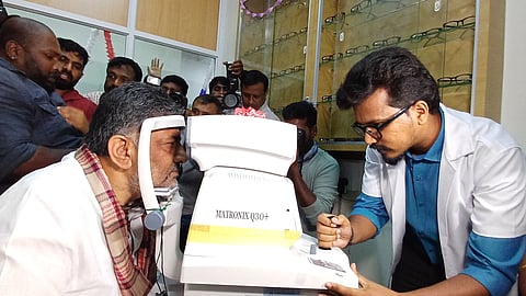Deputy Chief Minister DK Shivakumar undergoes an eye check-up during the inauguration of the Ashakirana Drishti Kendra at Dr Balagangadharanatha Swamiji Multi-Speciality Hospital, in Govindarajanagar,Bengaluru, on Thursday.