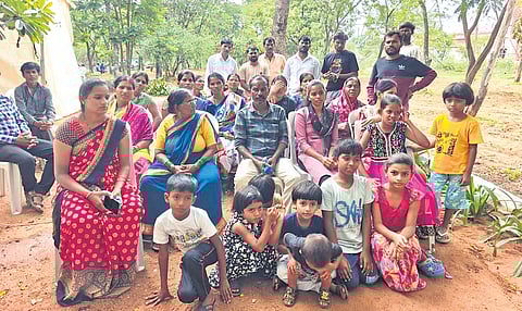 Following their Sunday church prayers, the family once again returned to the control room, their grief spilling over. They were joined by several other relatives of missing workers.