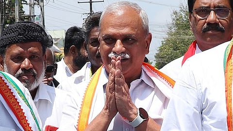 Senior Congress leader and former Puducherry CM V Vaithilingam.
