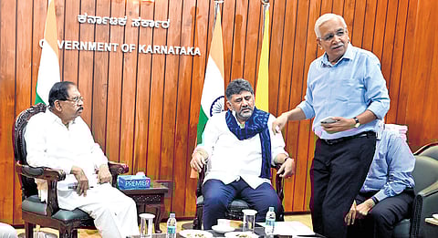 Deputy CM DK Shivakumar and Home Minister Dr G Parameshwara at a meeting on the Greater Bengaluru Authority in Vidhana Soudha on Monday