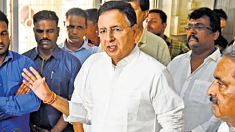 AICC general secretary Randeep Singh Surjewala addresses reporters after a meeting at KPCC office in Bengaluru on Tuesday.