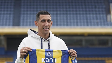 Angel Di Maria shows his Rosario Central club jersey during his presentation event as the club’s new player at Gigante de Arroyito stadium in Rosario, Argentina, Monday, July 7, 2025.