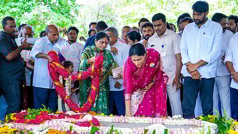 Andhra Pradesh Congress Committee (APCC) President Y.S. Sharmila Reddy paid tributes to her father at the YSR ghat in Idupulapaya, Vempalle mandal on Tuesday.