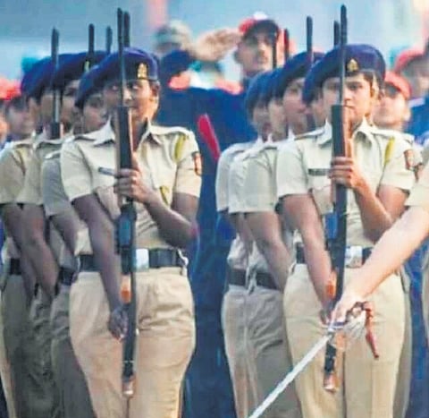 Bihar: No jewellery & make-up during duty hours, women cops livid over diktat