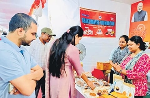 The visitors commended the high quality, creativity, and market-readiness of the showcased products, acknowledging them as a testament to Vedanta’s sustained efforts.