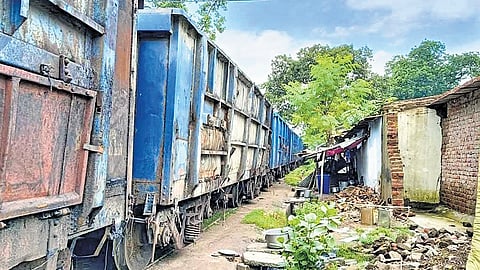Birmitrapur police station IIC Ram Prasad Nag said, railway teams reached the spot and restoration efforts are underway using heavy machinery.