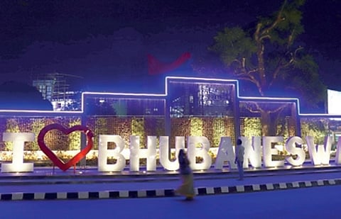 Bhubaneswar leaps to 9th among India’s cleanest big cities; Aska, Chikiti bag Presidential awards