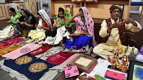 The Department is targeting craft exports of over Rs.1500 crore during the current FY, provided global conflicts relent.