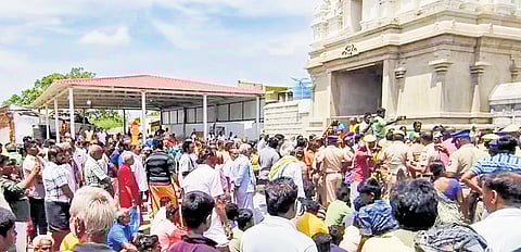 The temple had members of various castes participate in pujas and other rituals until 2018 when SC and MBC members got into a clash.