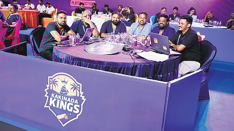 The participating teams are the Royals of Rayalaseema, Bhimavaram Bulls, Simhadri Vizag Lions, Tungabhadra Warriors, Vijayawada Sunshiners, Kakinada Kings and Amaravati Royals.