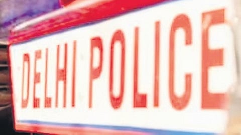 Based on a tip off, Delhi police arrested the accused carrying foreign cigarettes smuggled from Myanmar