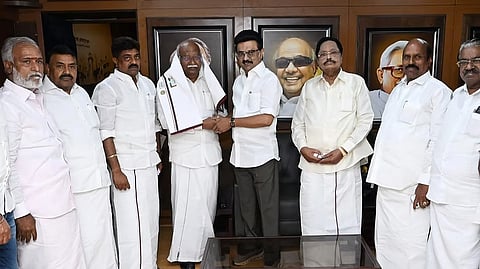 AIADMK organisational secretary Anwar Raja switches to DMK in presence of MK Stalin.
