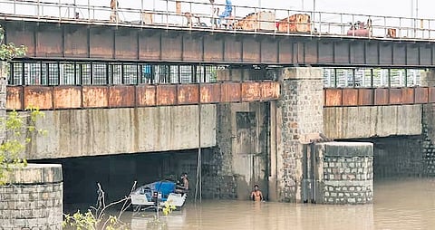 ITO barrage