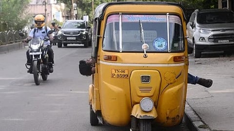 Chennai auto driver electrocuted as high-tension wire snaps near Kilambakkam