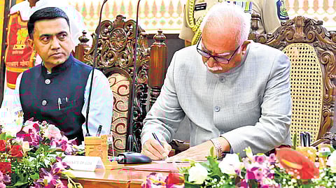 Ashok Gajapathi Raju took the oath of office at Raj Bhavan in Panaji, administered by Bombay High Court Chief Justice Alok Aradhe.