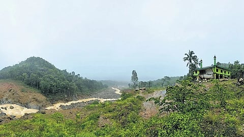 A view of the river from Mundakkai.