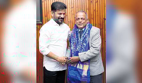 Chief Minister A Revanth Reddy felicitates Colonel Joy Dasgupta of the 18 Grenadiers in Hyderabad on Saturday .