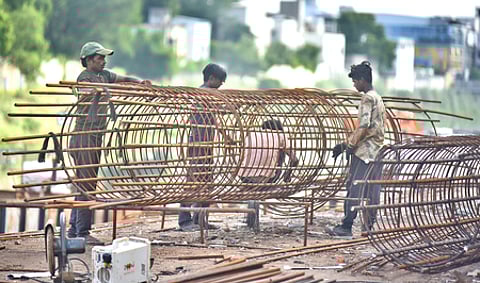 Officials said the project aims to improve mobility, cut pollution from idling vehicles and enhance overall transport efficiency in the western region.