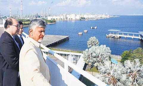 Chief Minister Nara Chandrababu Naidu, along with delegation of ministers, visited the integrated petrochemical plant and energy centre on Jurong Island.