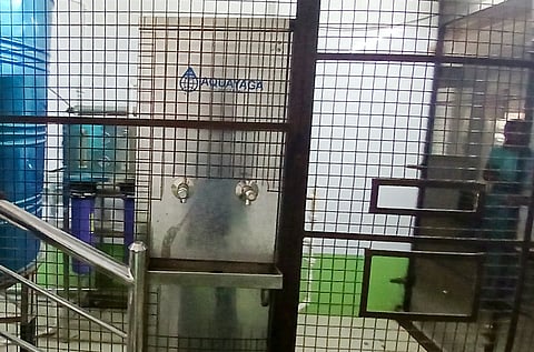 A few attendants carrying bottles were seen exiting the building, highlighting the demand for a facility that now lies unused