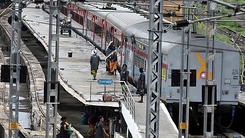 Train No 12677 KSR Bengaluru - Ernakulam Junction Intercity Superfast Express will start from SMVT Bengaluru at 6.10 a.m.