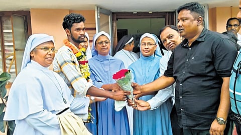 Sr Vandana Francis and Sr Preethy Mary being welcomed after they were released on bail from Durg Central Jail in Chhattisgarh on Saturday.