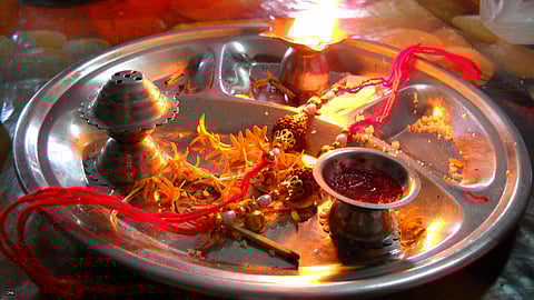 A Raksha Bandhar arti plate