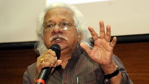 Veteran filmmaker Adoor Gopalakrishnan speaking to the mediapersons after interacting with the journalism students of Bharatiya Vidya Bhavan at his residence on Sunday
