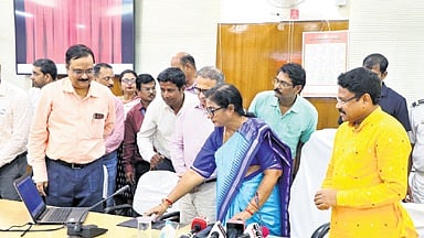 Speaker Surama Padhy launches new website of the Odisha Assembly.()