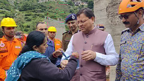 The Chief Minister humbly accepted the symbolic Rakhi and assured her that the state government stands firmly with every affected citizen during this critical time and will extend all possible assistance.