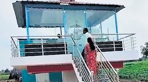 Soon after her father’s burial on their farmland, she sank into depression, her days haunted by memories and her nights by sleepless sorrow.