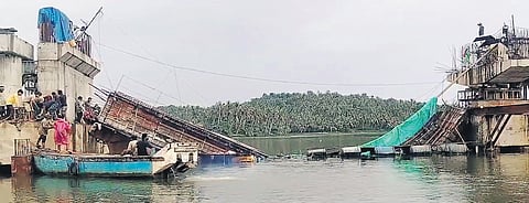The collapsed Thorayikadavu bridge.