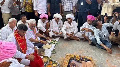 Thousands gathered for the grand puja and show that was slated to bring ‘artificial rain’ to revive Ramgarh.