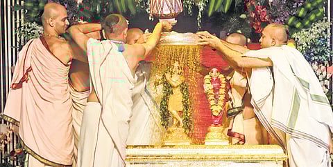 Lakhs throng ISKCON temples on Janmashtami