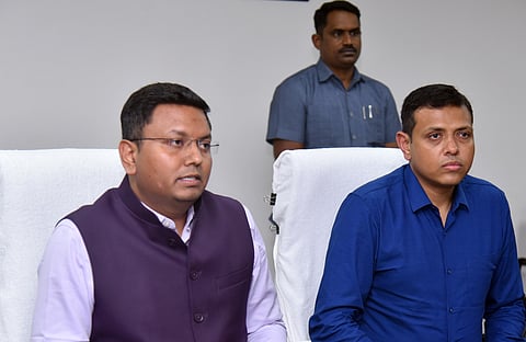 The Government of Andhra Pradesh has announced the New Bar Policy 2025-28, bringing in wide-ranging reforms to make bar operations more transparent, financially sustainable, and socially inclusive.