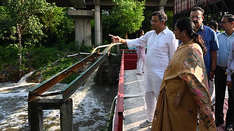 Delhi CM Rekha Gupta visit at the Asita Ghat, ITO to review the flood management and preparedness measures in the Yamuna and adjoining areas, in New Delhi on Monday.