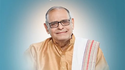 '3 Idiots' actor Achyut Potdar passes away due to heart failure.