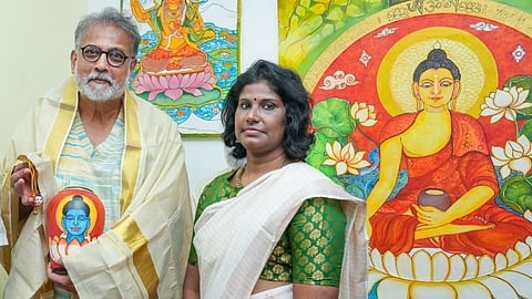 Lekha Vyloppilly with Tushar Gandhi, the grandson of Mahatma Gandhi, at her studio in Eroor.
