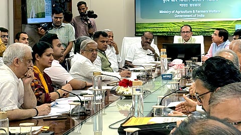 Dr Prabha Mallikarjun along with Karnataka MPs and ministers met union agriculture minister Shivaraj Singh Chouhan and urged him to address the problems faced by the arecanut growers in Karnataka.