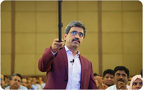 Sebi enforcement team raided finfluencer Avadhut Sathe Trading Academy at Karjat in August.