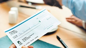 The matter arose from a revision petition filed by Soumya Ranjan Kanungo, who challenged a magistrate’s August 2024 order refusing to stay a non-bailable warrant issued against him in a cheque bounce case.