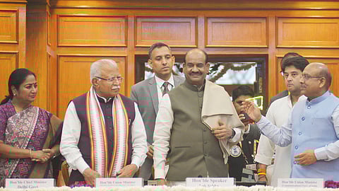 Delhi Chief Minister Rekha Gupta, Central Minister Manohar Lal Khattar, Om Birla (Speaker of the Lok Sabha), Central Minister Jyotiraditya Scindia and Vijender Gupta(Speaker of Delhi Assembly) with other Speaker in All India Speakers Conference 2025.