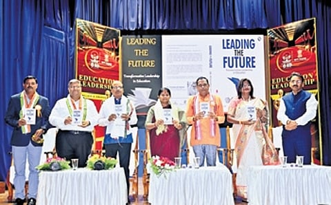 Ekamra-Bhubaneswar MLA Babu Singh and others at the Edu-leaders
Convention