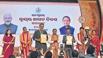 Tata Steel Foundation (TSF) on Sunday signed a Memorandum of Understanding (MoU) with the Housing and Urban Development department to transform informal settlements.