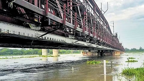 According to the advisory, water levels at the Delhi Railway Bridge were projected to rise beyond 206 metres between 5 pm and 8 pm on Tuesday.