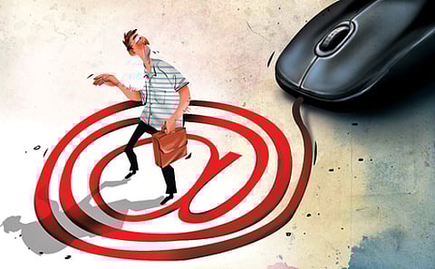 Police have advised people to verify challans only on official websites or the government app available on Google Play Store, and never to install unknown APK files.