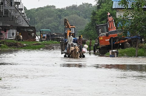 A low-lying area at the Yamuna floodplain near Loha Pul (Old Iron Bridge), in New Delhi, Tuesday, Sep. 02, 2025.